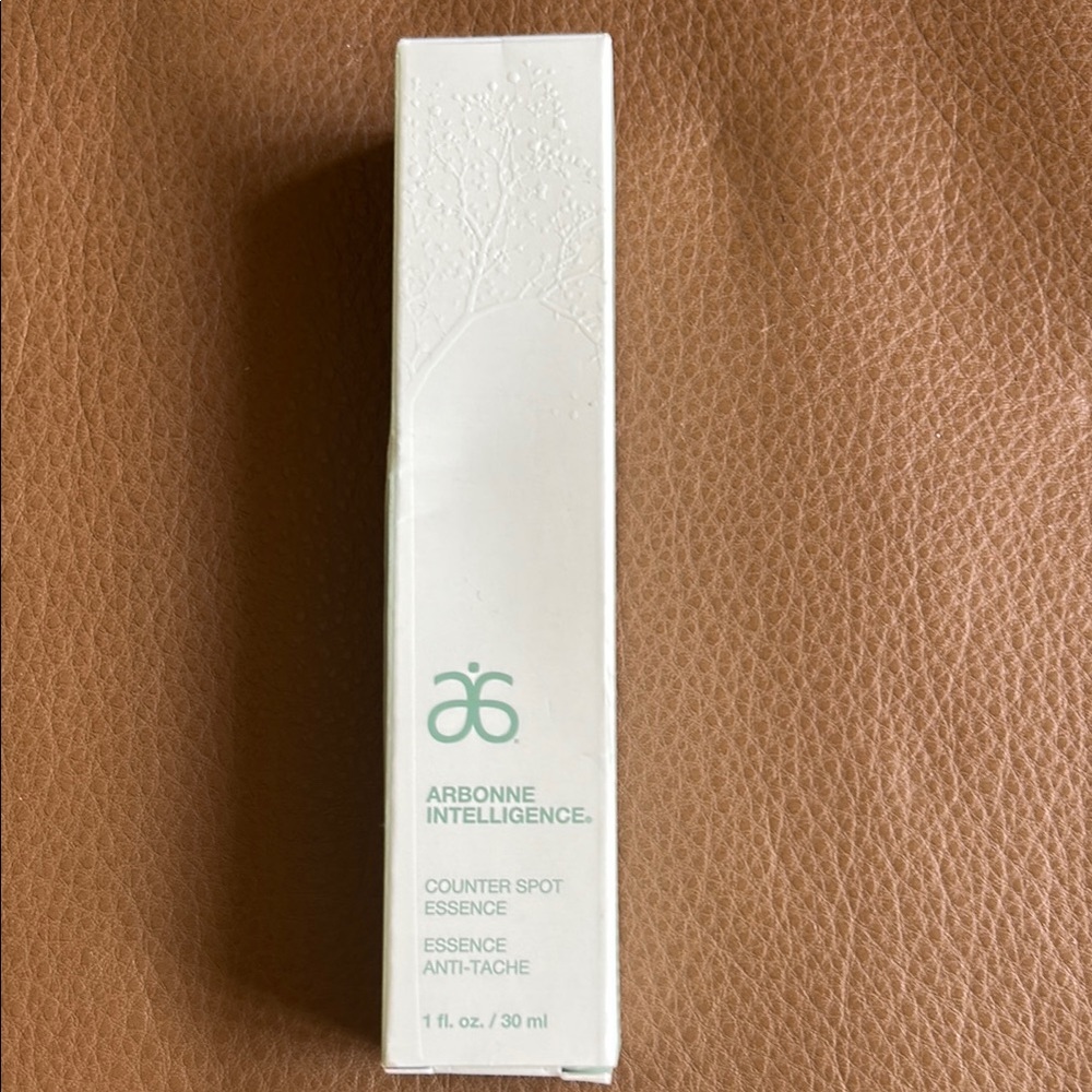 Arbonne Intelligence Counter Spot Essence - New in Box